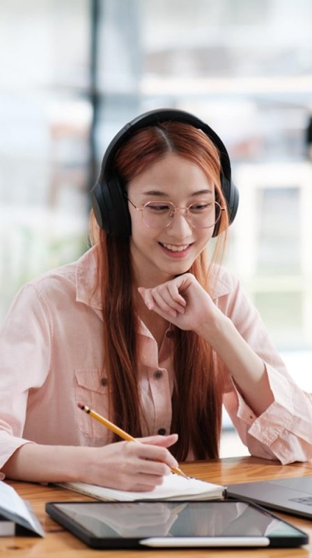 FreeTalk English – Học Tiếng Anh Giao Tiếp 1-1