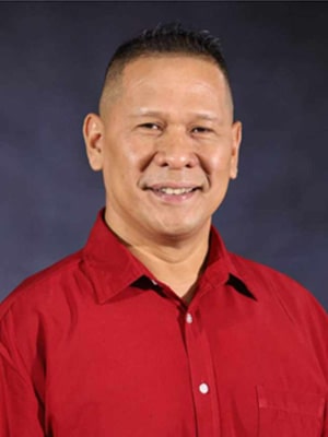 Thầy giáo Ruther Royce B. Malacaman